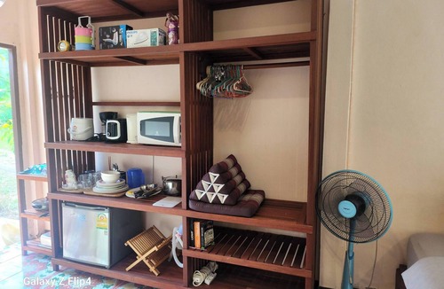 Ko Lanta House | Cozy Apartment Kitchen 1