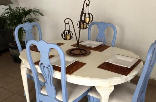 Ensenada House | Cozy blue house