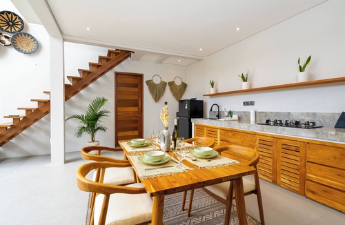 Seseh Villa | Cozy boho design villa with private pool near the beach