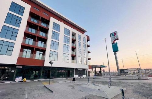 Jebel Ali House | Cozy City Pad by Sojo Stay