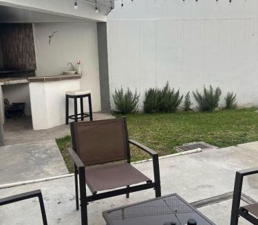 Monterrey House | Cuarto en casa compartida