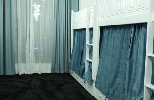 Jumeirah Hostel | Curve Hostel JBR