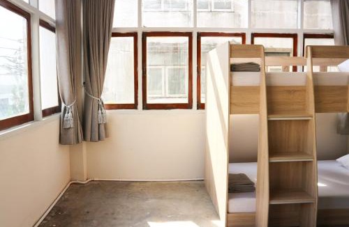 Ban Phan Thom Hostel | Deep Sleep Hostel Bangkok