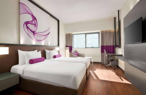 Al Muraqqabat Hotel | Deluxe Room Near Al Rigga Metro By Luxury Bookings