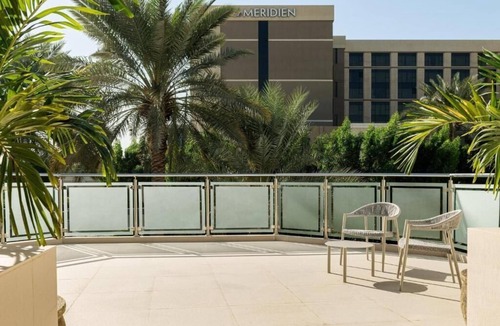 Garhoud Apartment | Deluxe Room Near Dubai Airport Terminal 1