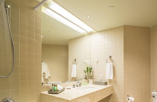 Chong Nonsi House | Deluxe Two Bedroom Suite Room Only 1