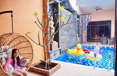 Hua Hin Villa | Deluxe with Pool Access