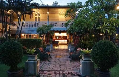 Mueang Kao Hostel | Dorm of Happiness by Tharaburi Resort