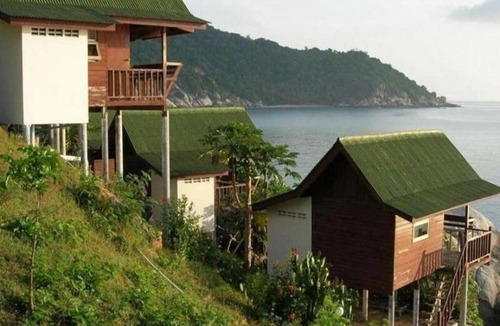 Baan Tai Cottage | Double Bed Fan Bungalow with Ocean View