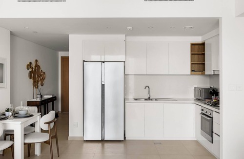 Bur Dubai Condo | Downtown Dubai Luxury Condo, 2 minute walk to Dubai Mall