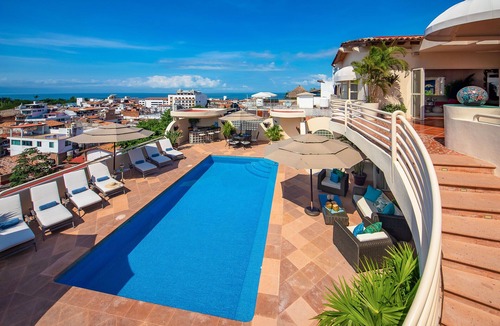 Proyecto escola Villa | DOWNTOWN VILLA AMAZING VIEWS FULL STAFF - 7 BD