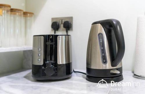 Dubai Festival City Apartment | Dream Inn - Contemporary 2BR Marsa Tower