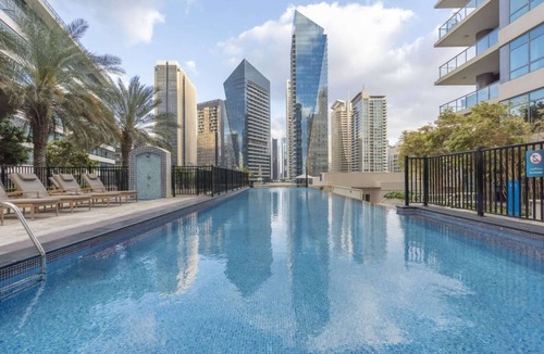 Dubai Marina Apartment | Dreamy Apt w/Jaw-Dropping Marina Views