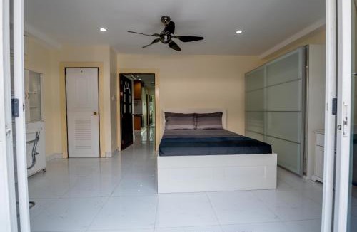 Phra Khanong Nuea Apartment | Duplex 3 Bedroom apartment on Sukhumvit at BTS Phra Khanong