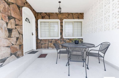 Monterrey House | ¡Duplex en Chepevera! 11 camas + Wifi + Parking