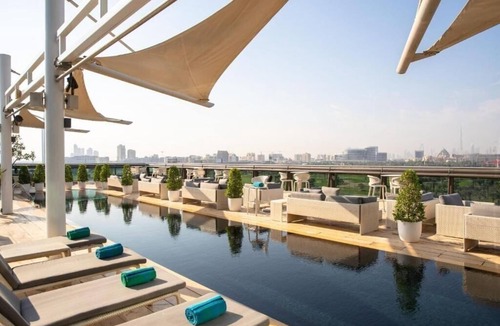 Garhoud House | Duplex Suite Near Aviation Club Garhoud By Luxury Bookings