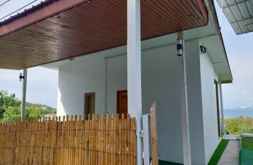 Pong Cabin | Duview room