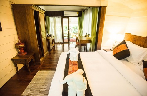 Su Thep Hotel | E-Outfitting Doikham Resort