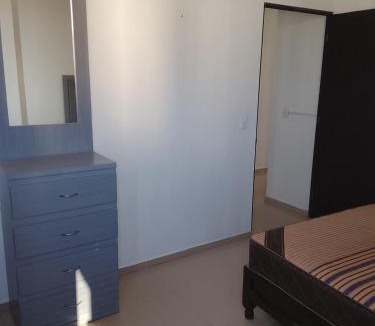 Jilotepec de Abasolo Apartment | Edificio N3 blanco Oxxo