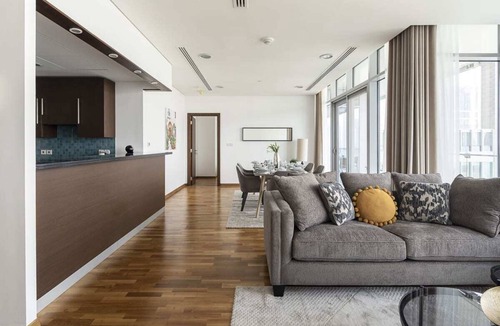 Bur Dubai Apartment | Elegant 3BR w/ Large Balcony & Burj Khalifa Views!