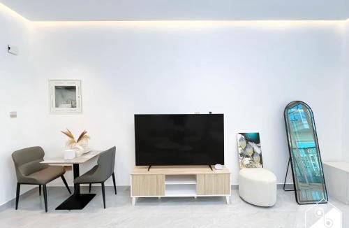 Al Barsha Apartment | Elegant Studio with Balcony & Full Amenities