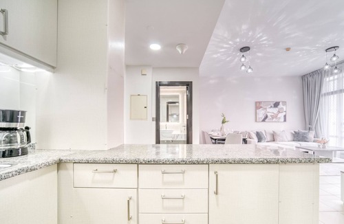 Barsha Heights Apartment | Elegant Touches in Oasis Two-Bedroom