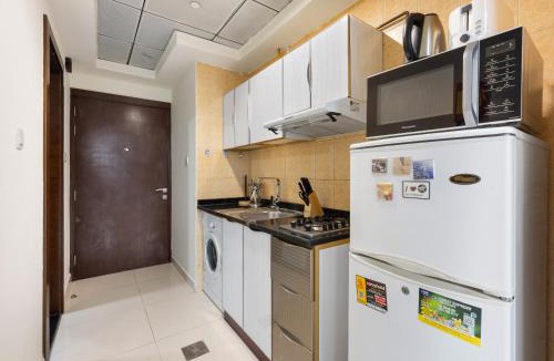 Jumeirah Village Triangle Apartment | Elegant Urban Studio in Al Manara Tower, JVT
