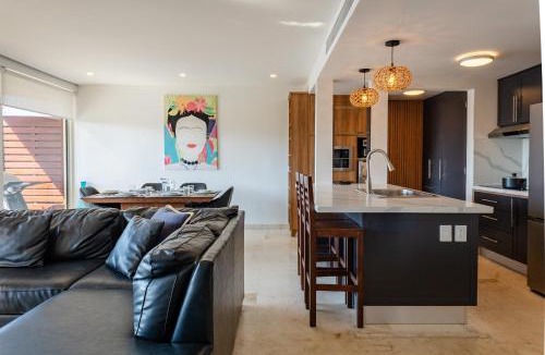 Zazil-ha Apartment | Elements Penthouse 23 condo