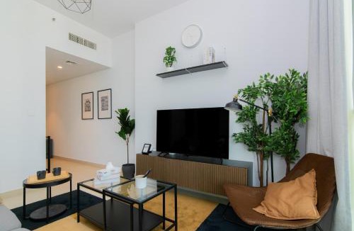 Bur Dubai Apartment | Elite Escape Holiday Home - 1 BHK Getaway with Dubai Mall Access - 1510