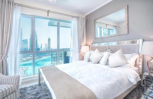Downtown Dubai Apartment | Elite Royal Apartment - Full Burj Khalifa & Fountain View - Crystal
