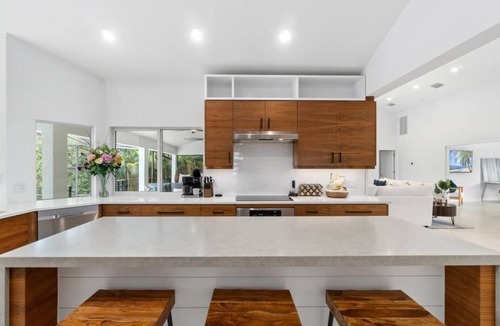Palm River Estates House | Enjoy tranquility and luxury during your stay in sunny Naples, FL!
