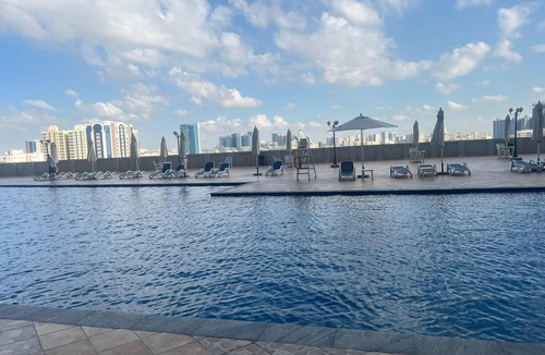 Rumailah Apartment | Epic Sea Views Apartment and Cozy Luxury Stay