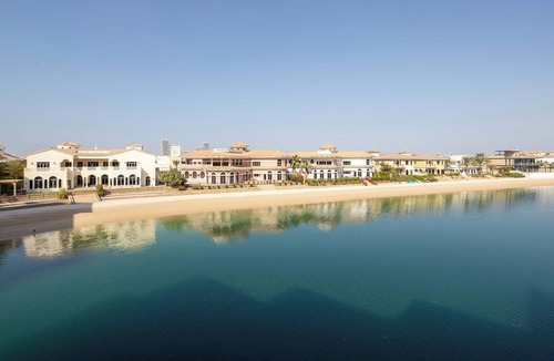 Old Dubai Apartment | Exclusive Studio in Palm Jumeirah with Sea Views