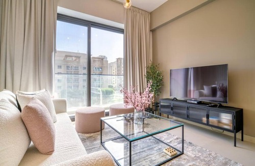 Barsha Heights Apartment | Fabulous 1 Bedroom in Euro Residence with pool