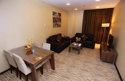 Al Sharq Apartment | Family One Bedroom Suite Near Sharjah Corniche