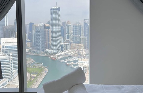 Jabal Ali 2 Apartment | Farwell & Gervase - 5 BDR Dubai Marina Penthouse - Marina & Palm Views