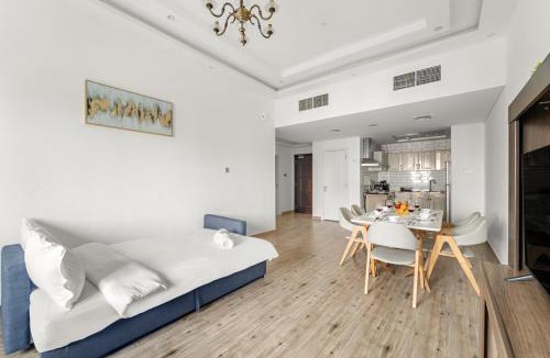 Discovery Gardens Apartment | FIRST CLASS 1BR Stylish Escape , Near Metro