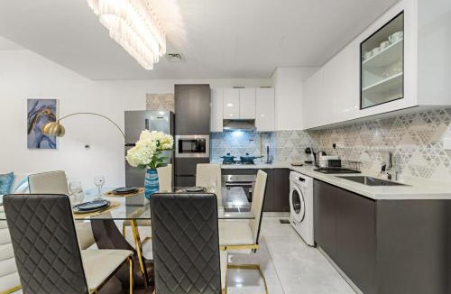 Discovery Gardens Apartment | FIRST CLASS 2BR Chic Getaway Close to Metro