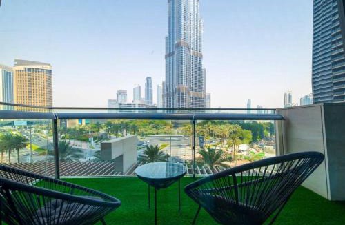 Downtown Dubai Apartment | FIRST CLASS 2BR with full BURJ KHALIFA and FOUNTAIN VIEW