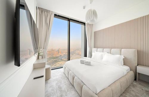 Nad Al Sheba Apartment | FIRST CLASS 3BR Sobha Skyline Luxury
