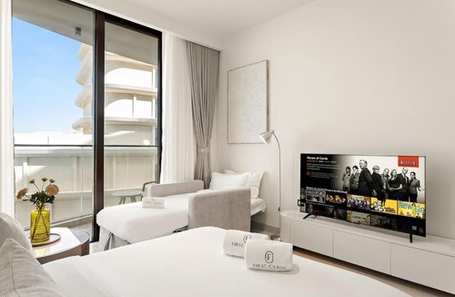 Mina Al Arab Apartment | FIRST CLASS StudioLuxury Beach View Bliss