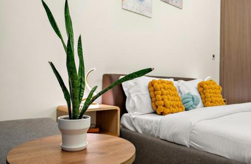 Discovery Gardens Apartment | FIRST CLASS Studio Classy Comfort
