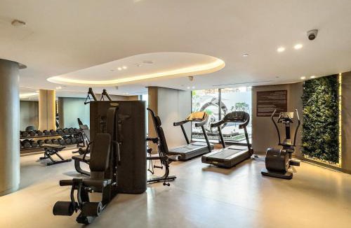 Jumeirah Village Circle Apartment | FIRST CLASS Studio Luxe & Cozy Vibes