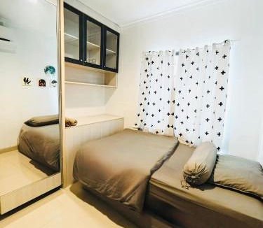 Manado House | Flo's Transit Home