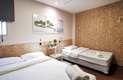 Bang Rak Hostel | Foresttel.bkk