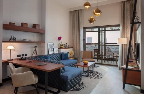 Al Mankhool House | Four Bedroom Apartment Near Gymnation Bur Dubai By Luxury Bookings
