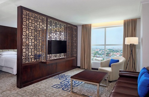 Makassar Hotel | Four Points By Sheraton Makassar