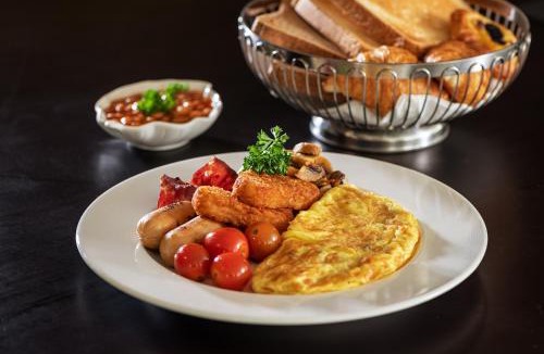 Dubai Production City Hotel | Four Points by Sheraton Production City, Dubai