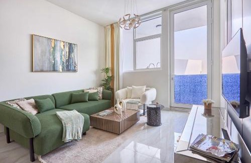 Dubai Apartment | Frank Porter - Gemz by Danube