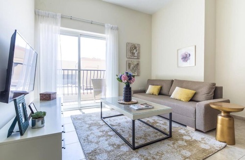Jumeirah Village Apartment | Frank Porter - Imperial Residence